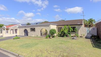 House For Sale in Wetton, Cape Town