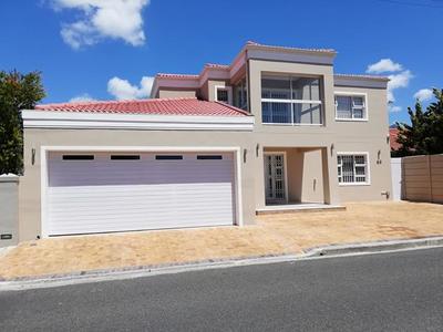 House For Sale in Rondebosch East, Cape Town