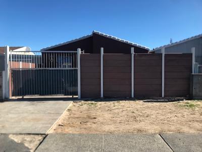 House For Sale in Portlands, Mitchells Plain