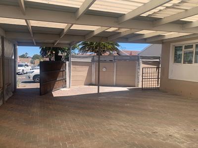 House For Sale in Athlone, Cape Town