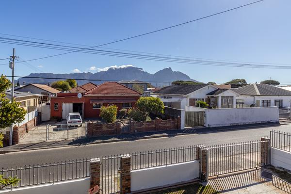 Property For Sale in Lansdowne, Cape Town