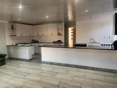 House For Sale in Eastridge, Mitchells Plain